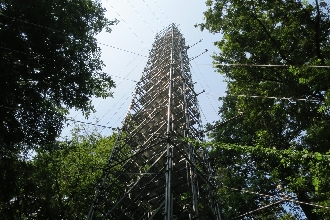 大気観測鉄塔