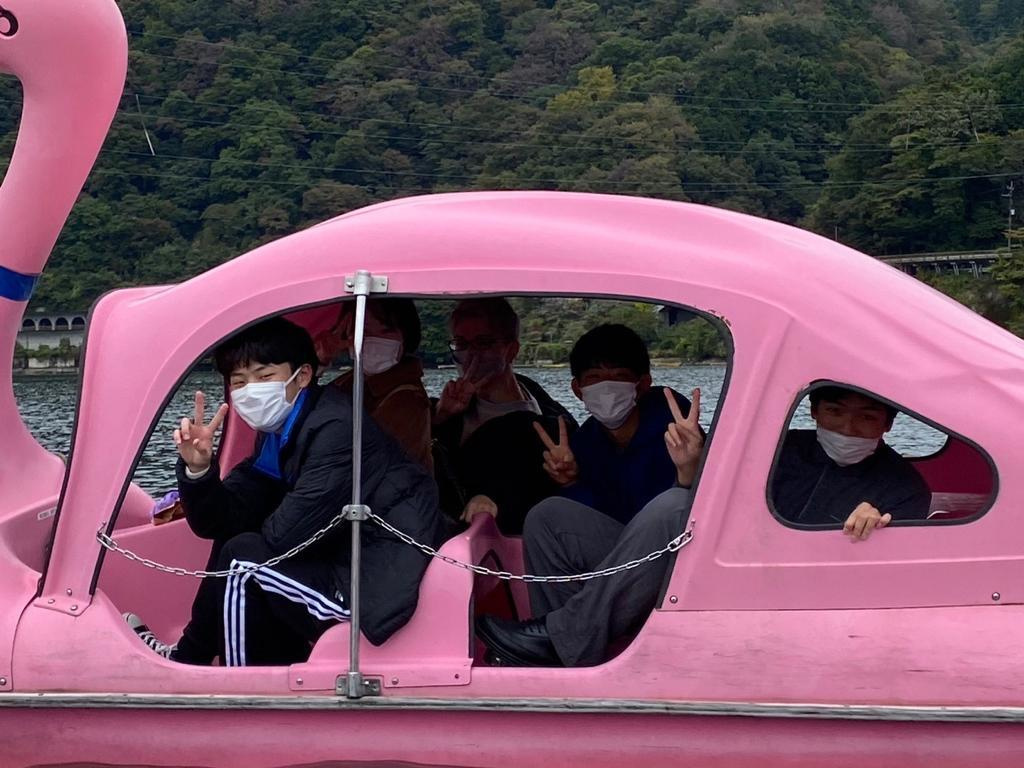2022/03 The 3rd years pedalling a swan boat