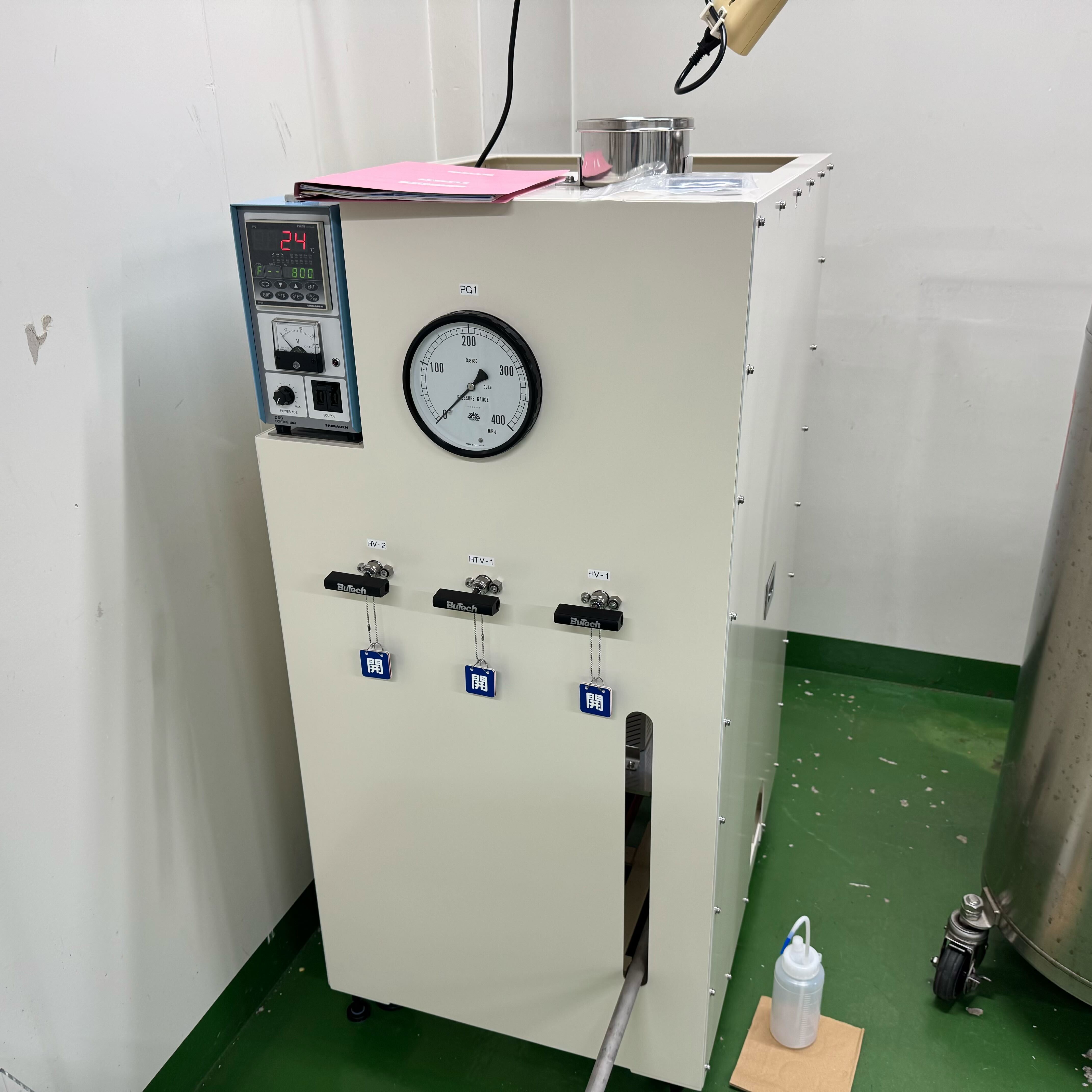 High-temperature high-pressure hydrothermal synthesis apparatus by HP Technos