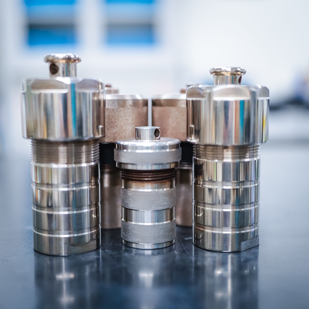 Hydrothermal autoclave