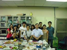 shows the scene of the lunch party after discussion for the monitoring and modeling plan with NCHU