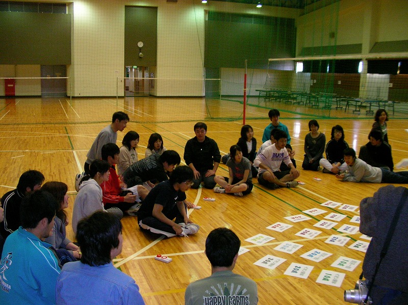 �N�C�Y���