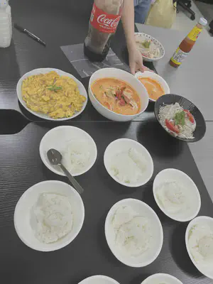 Thai cuisine by Punyaporn-san.