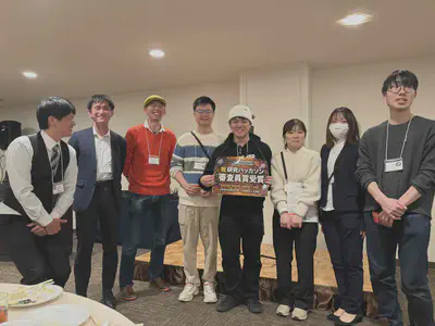 左から招待講演の福井先生、出村先生、内藤先生、漆原、荒井